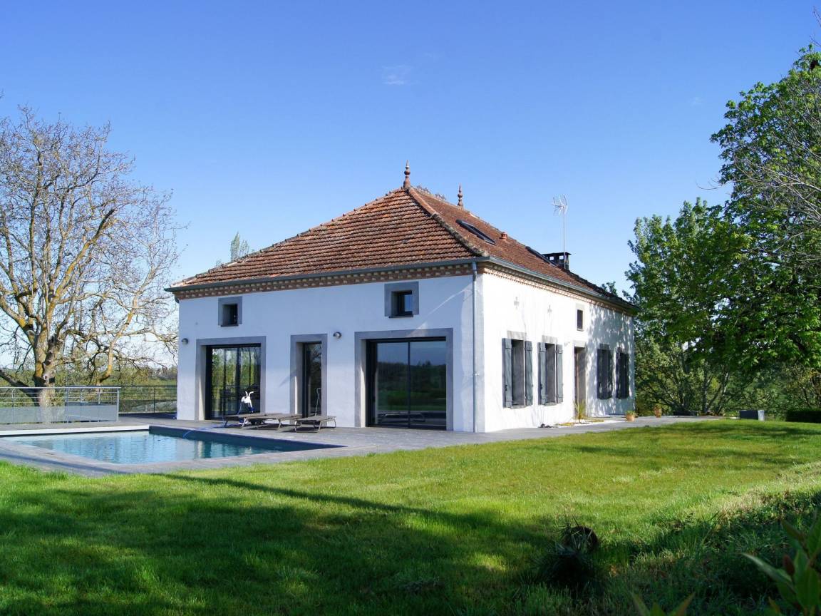 260 M² House ∙ 4 Bedrooms ∙ 6 Guests - Moissac