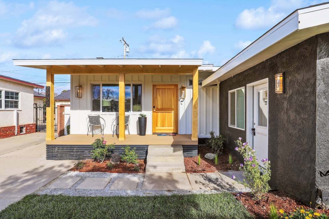 142 M² House ∙ 3 Bedrooms ∙ 7 Guests - Long Beach, CA