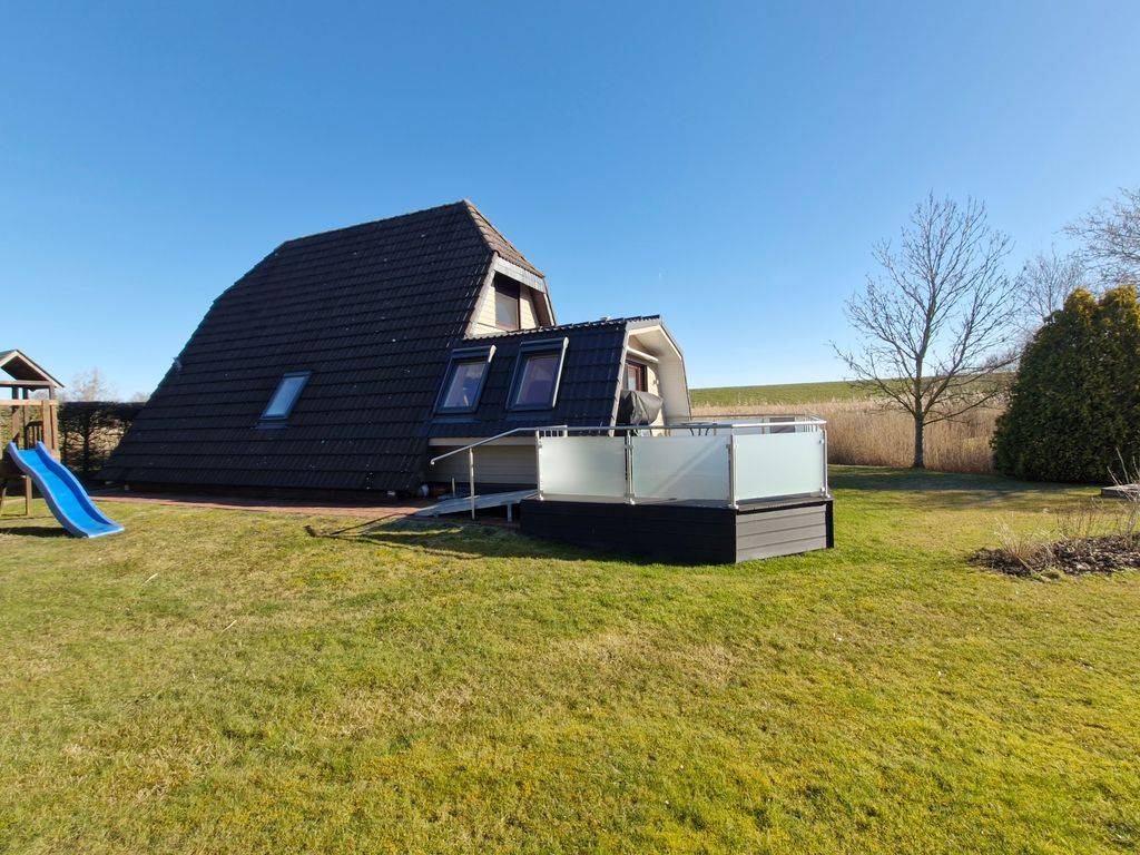 65 M² Ferienpark ∙ 2 Schlafzimmer ∙ 5 Gäste - Butjadingen