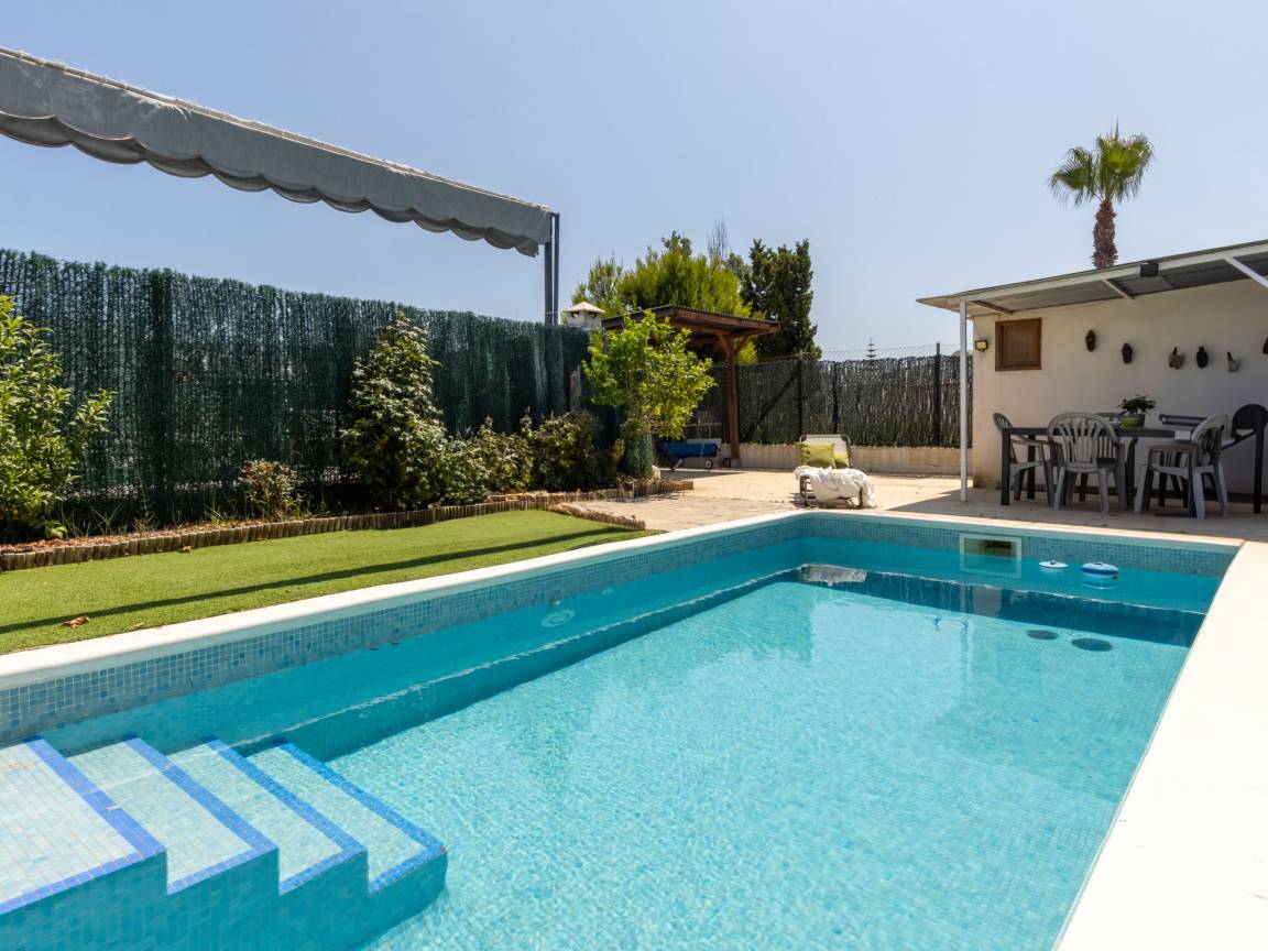75 M² Casa ∙ 2 Habitaciones ∙ 4 Huéspedes - Riumar