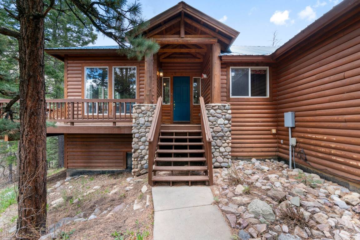 186 M² House ∙ 3 Bedrooms ∙ 7 Guests