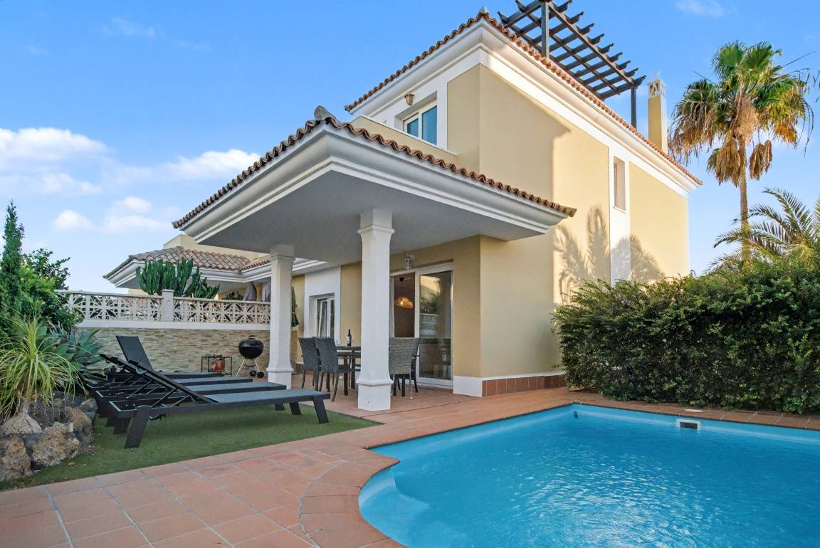 115 M² Villa ∙ 3 Chambres ∙ 6 Personnes - Corralejo