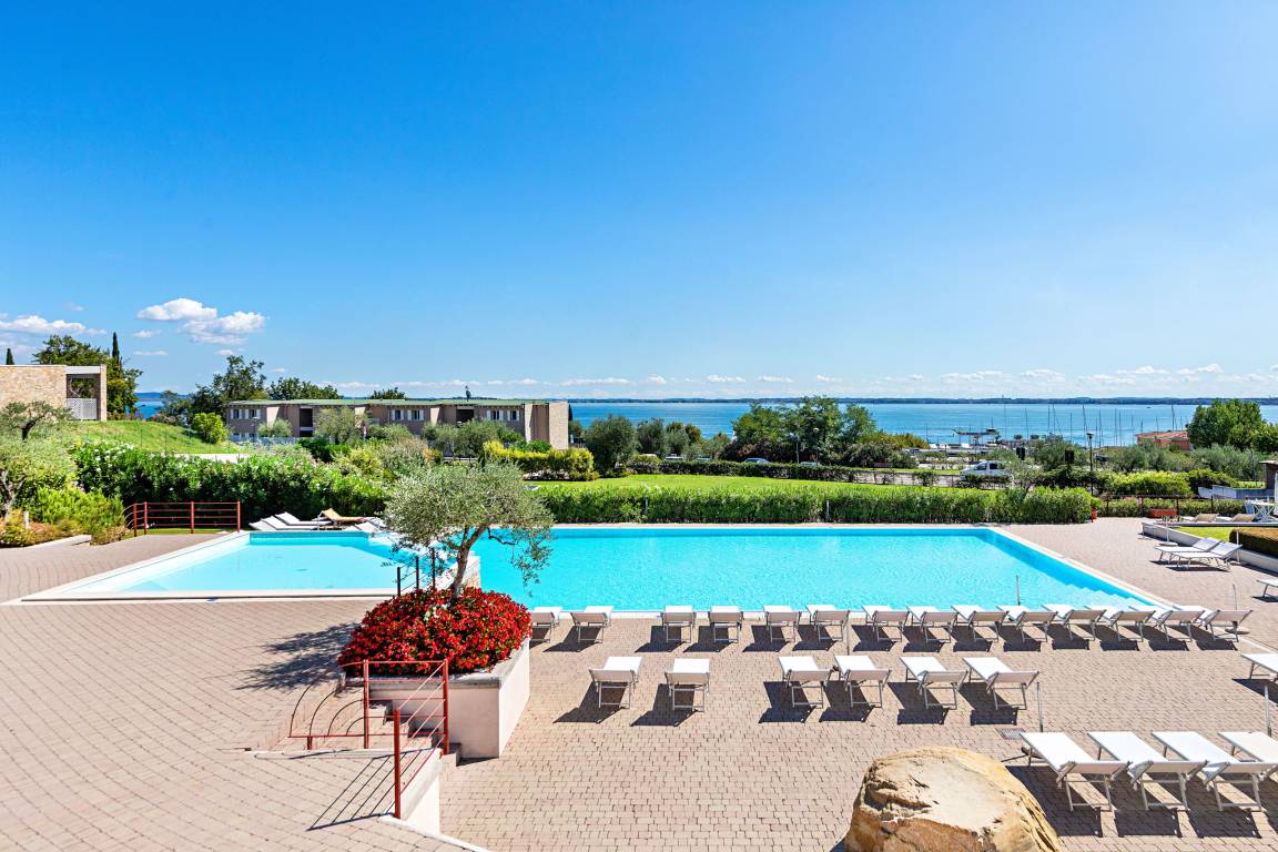 55 M² Apartamento ∙ 1 Habitación ∙ 4 Huéspedes - Moniga del Garda