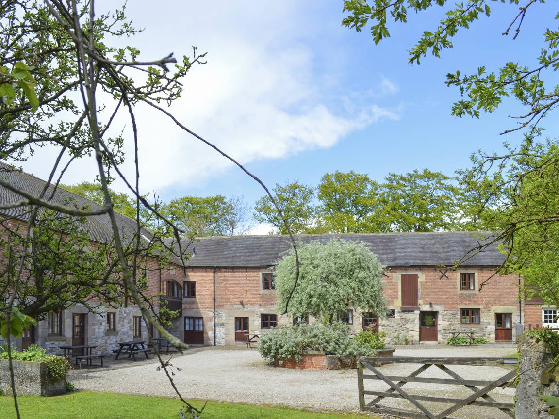 Cottage ∙ 2 Bedrooms ∙ 4 Guests - Derbyshire