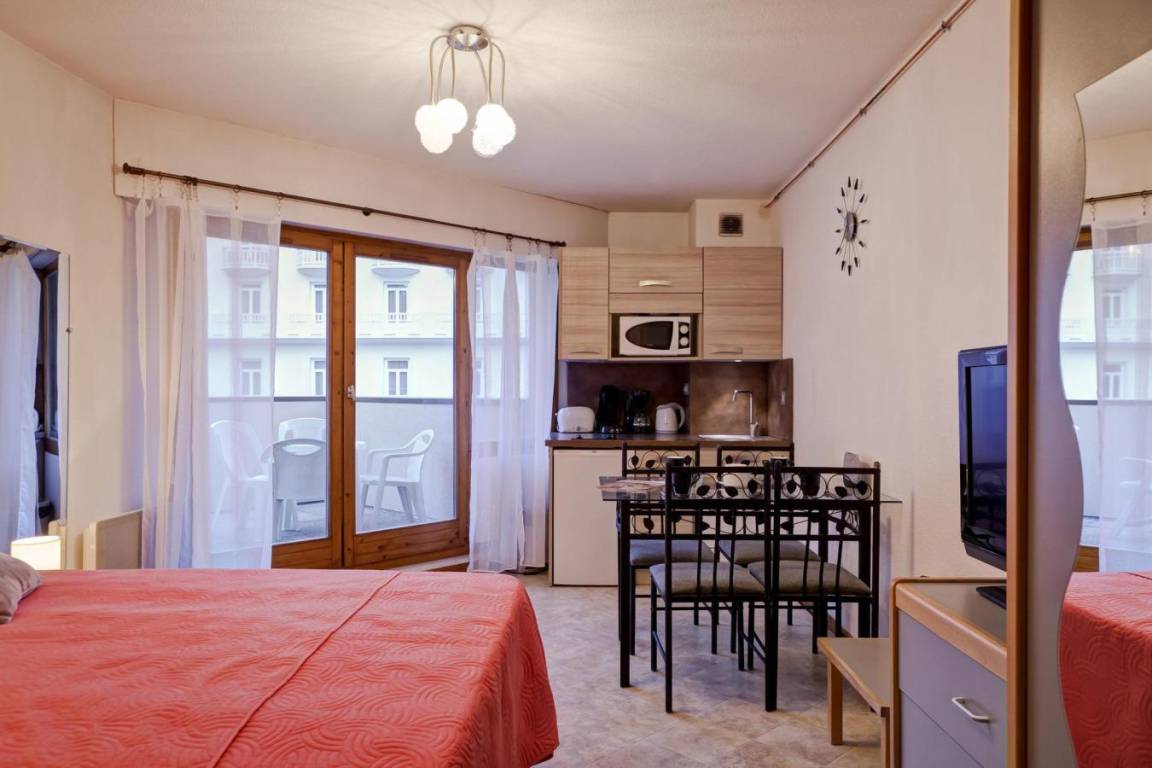 25 m&sup2; Studio 1 Schlafzimmer 4 G&auml;ste