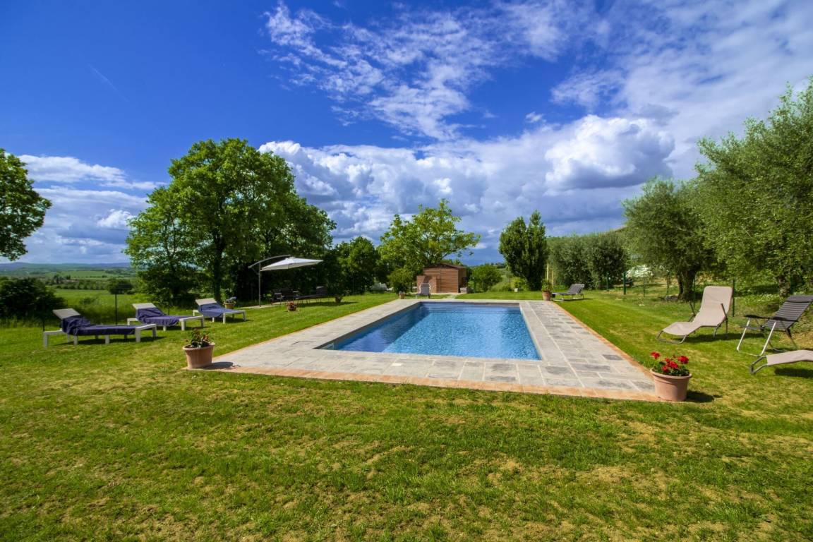 140 m&sup2; Villa 3 Schlafzimmer 7 G&auml;ste