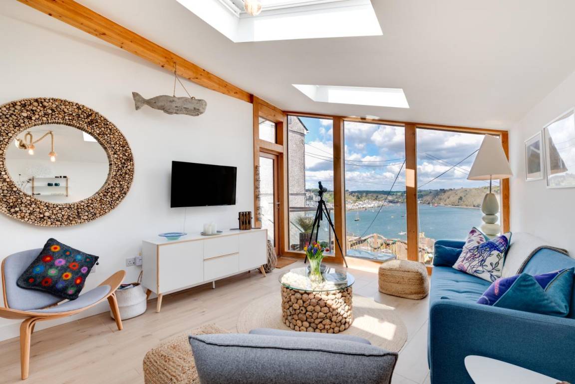 Cottage ∙ 5 Bedrooms ∙ 4 Guests - Fowey