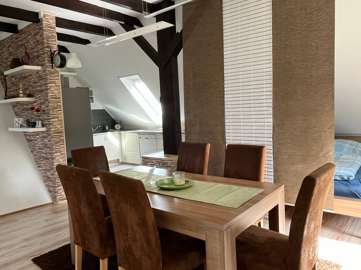 80 m² Ferienwohnung ∙ 1 Schlafzimmer ∙ 6 Gäste – Bild 5