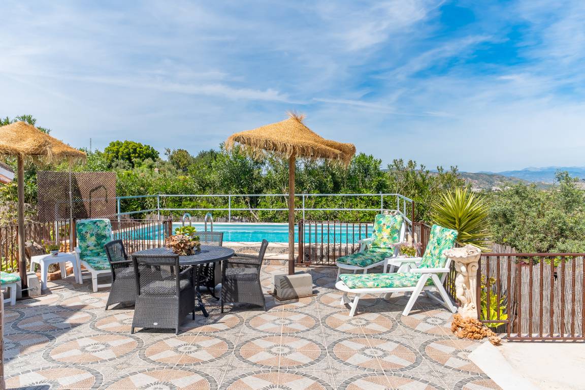 180 M² Casa Rural ∙ 4 Habitaciones ∙ 8 Huéspedes - Provincia de Málaga, España