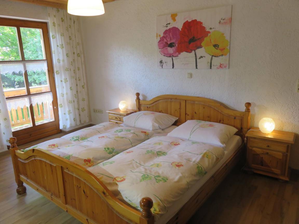 50 M² Ferienwohnung ∙ 1 Schlafzimmer ∙ 3 Gäste - Arnbruck