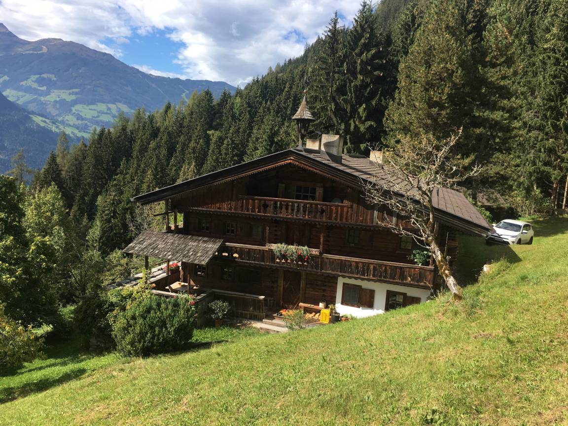 400 M² Ferienhaus ∙ 3 Schlafzimmer ∙ 6 Gäste - Gerlos