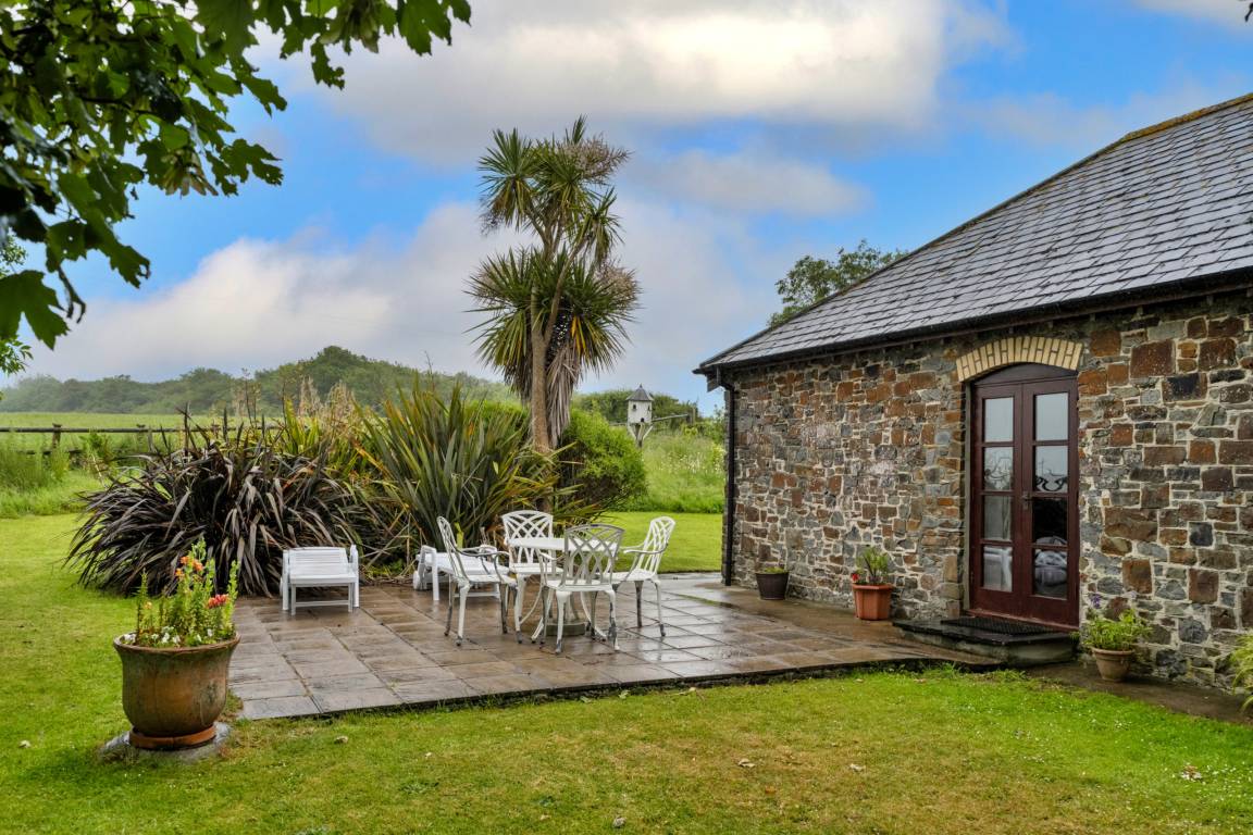 100 M² Cottage ∙ 2 Bedrooms ∙ 5 Guests - Devon