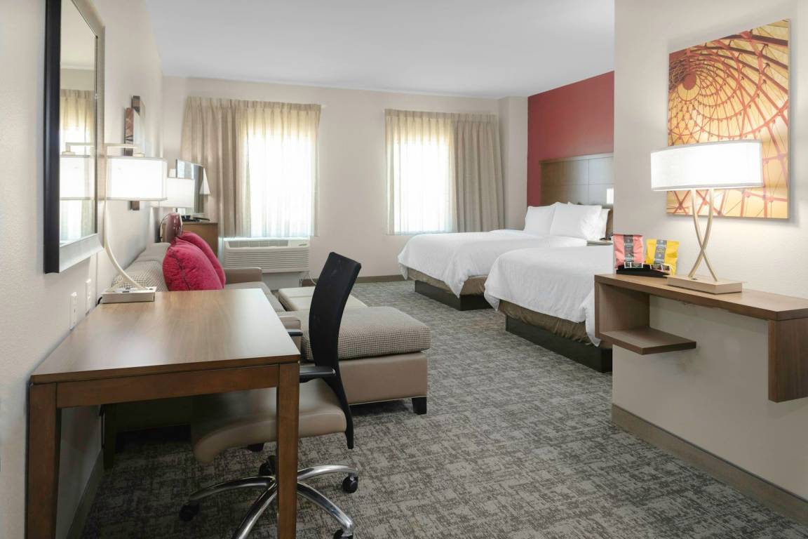 Hotel ∙ 1 Quarto ∙ 5 Hóspedes - Cedar Park, TX