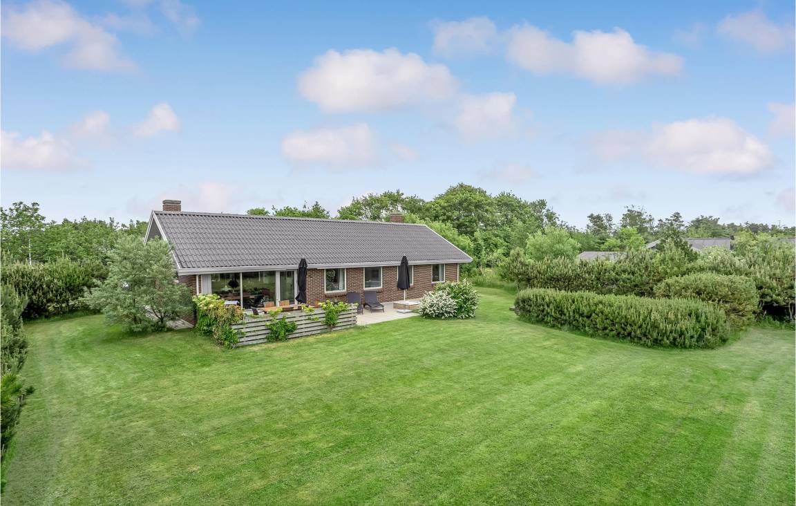130 M² Ferienhaus ∙ 3 Schlafzimmer ∙ 6 Gäste - Blåvand