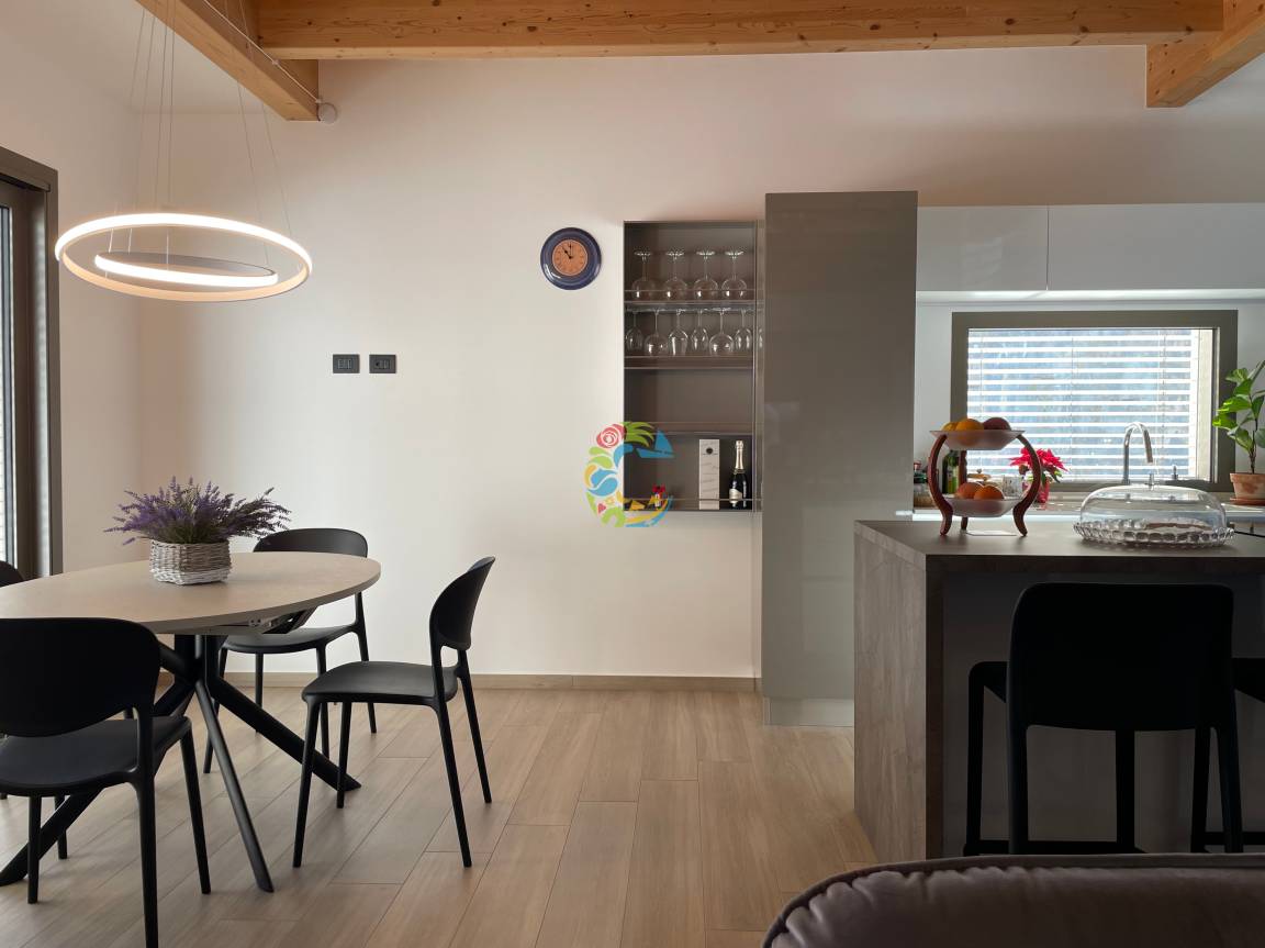 70 M² Appartement ∙ 2 Chambres ∙ 4 Personnes - Pineto