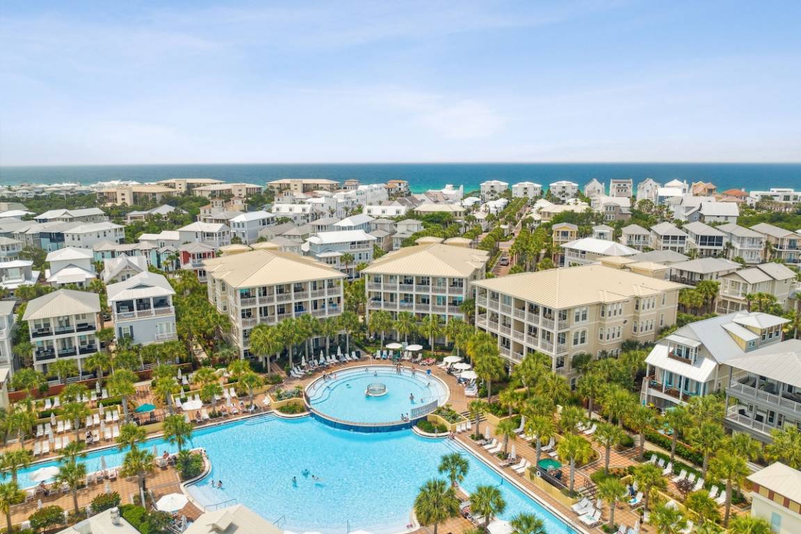 174 M² Condo ∙ 3 Bedrooms ∙ 10 Guests - Rosemary Beach, FL