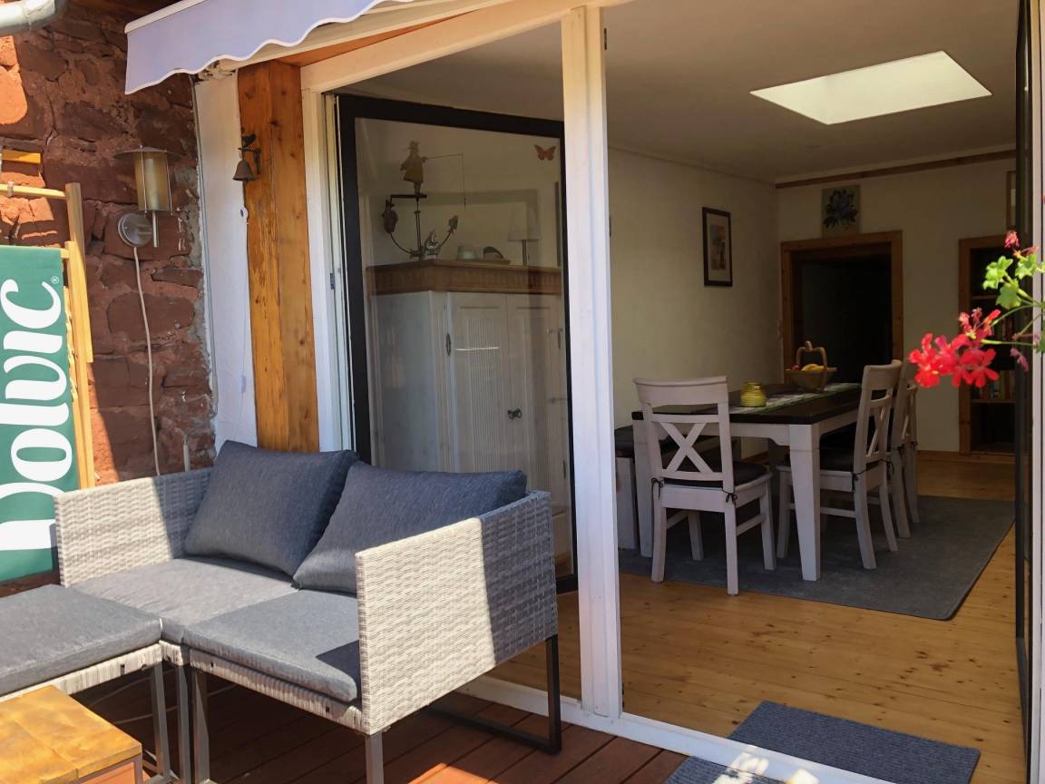 80 M² Ferienhaus ∙ 2 Schlafzimmer ∙ 3 Gäste - Nittel