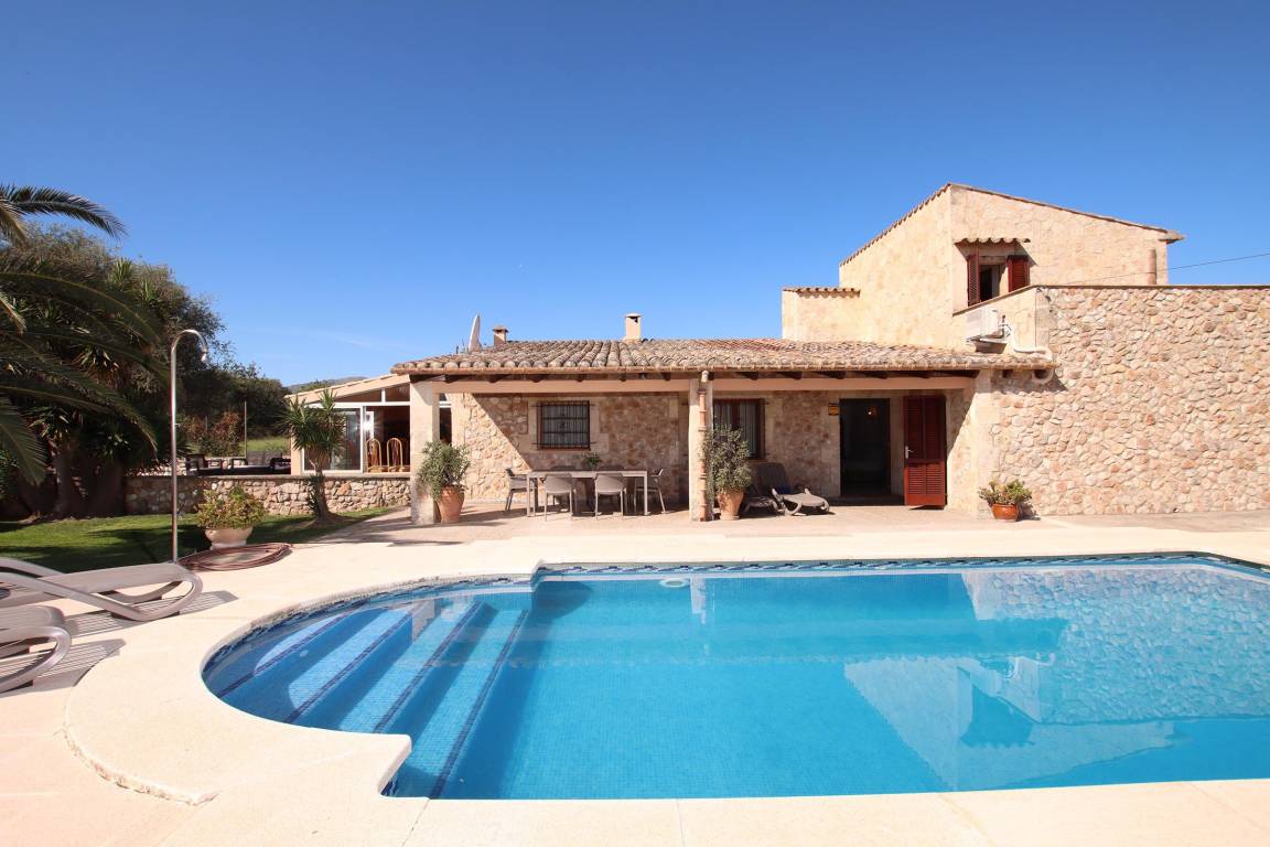 250 M² Villa ∙ 3 Chambres ∙ 6 Personnes - Pollença