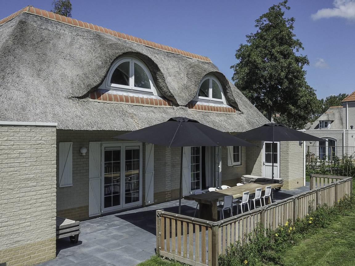 180 M² Ferienhaus ∙ 5 Schlafzimmer ∙ 10 Gäste - Hellevoetsluis