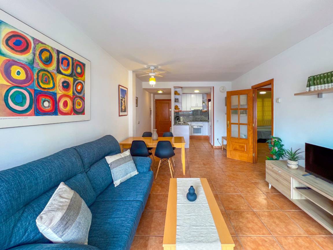 50 M² Ferienwohnung ∙ 2 Schlafzimmer ∙ 4 Gäste - Pineda de Mar