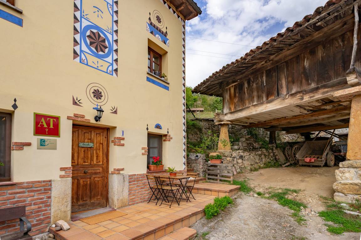 60 M² Apartamento ∙ 2 Habitaciones ∙ 4 Huéspedes - Cangas de Onís