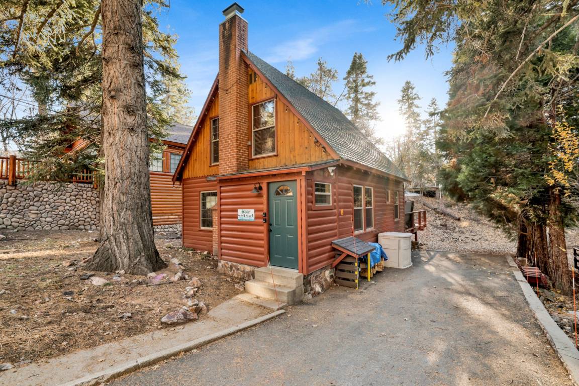96 M² Cabin ∙ 3 Bedrooms ∙ 5 Guests - Big Bear Lake, CA