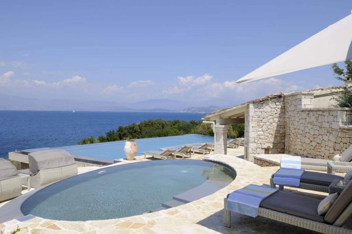 Villa ∙ 7 Schlafzimmer ∙ 16 Gäste - Saranda