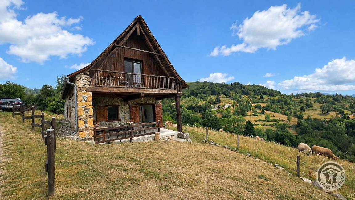 80 M² Gîte ∙ 2 Chambres ∙ 4 Personnes - Saint-Girons