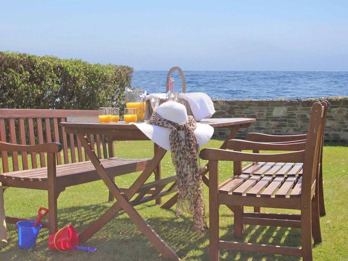 Cottage ∙ 4 Bedrooms ∙ 7 Guests - Looe