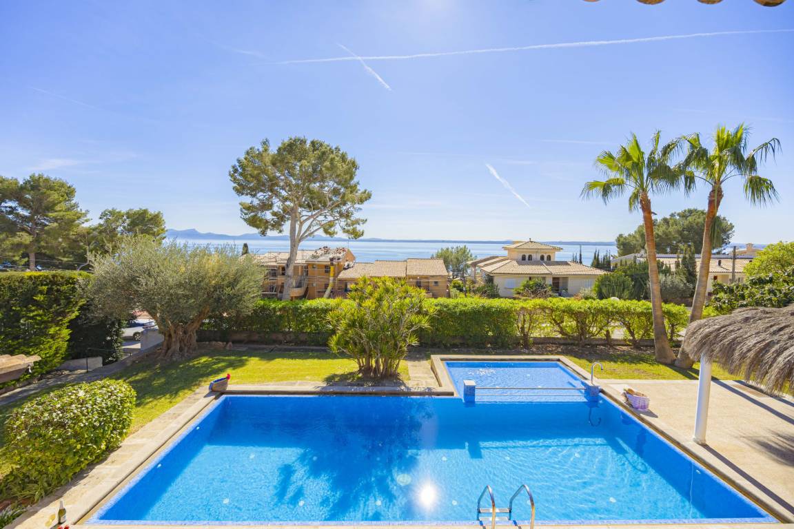 397 M² Villa ∙ 4 Habitaciones ∙ 8 Huéspedes - Alcudia