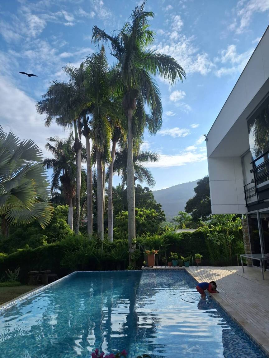 445 M² Villa ∙ 3 Makuuhuonetta ∙ 6 Vierasta - Cali