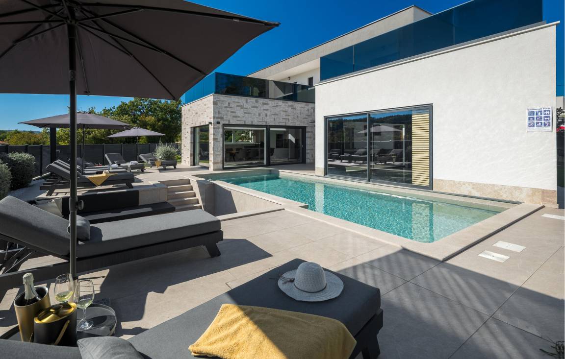 190 M² Casa Vacanza ∙ 4 Camere Da Letto ∙ 8 Ospiti - Rakalj