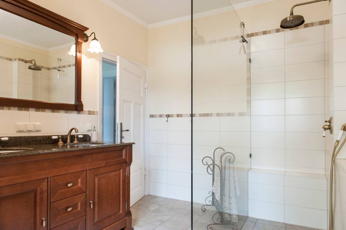 100 m² Ferienhaus ∙ 2 Schlafzimmer ∙ 2 Gäste – Bild 6