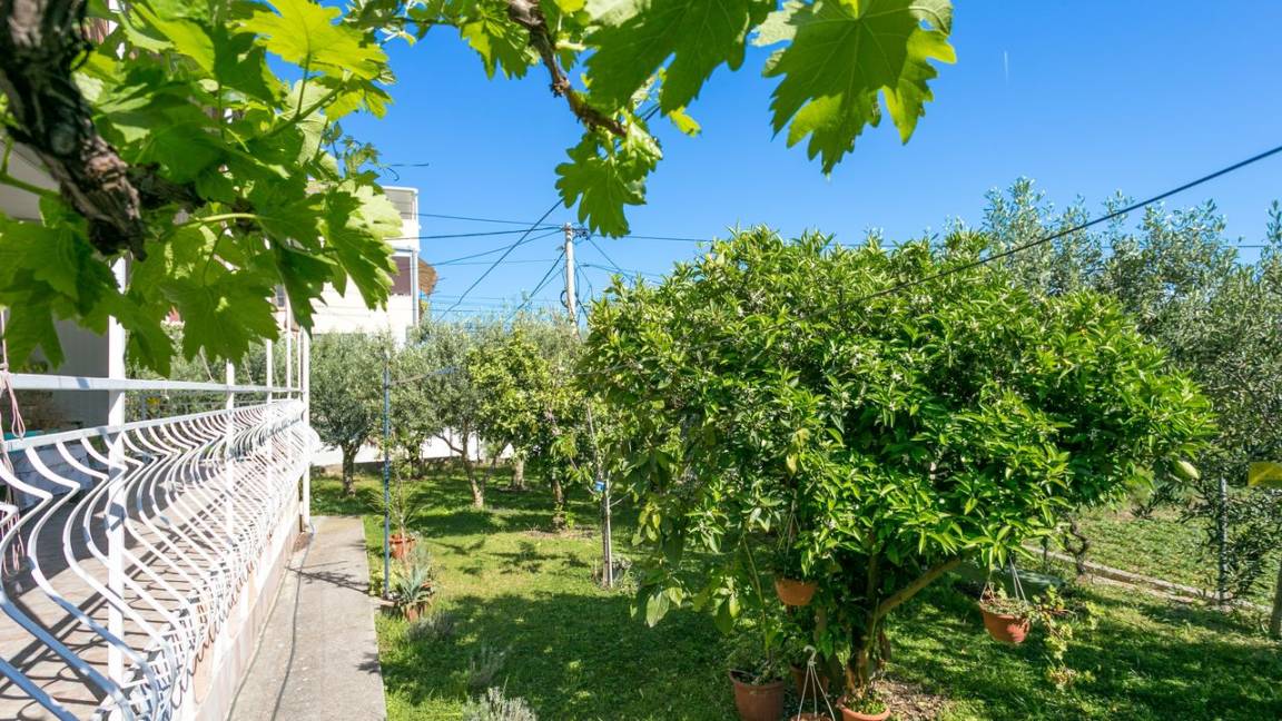 92 M² Apartment ∙ 2 Bedrooms ∙ 4 Guests - Trogir