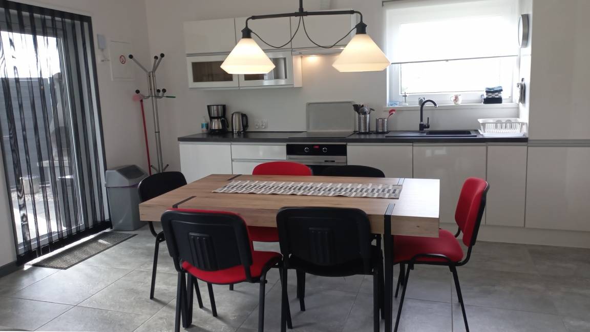 66 m² Ferienhaus ∙ 2 Schlafzimmer ∙ 4 Gäste – Bild 4