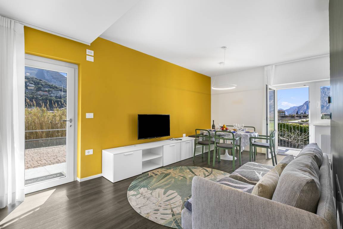 80 M² Ferienwohnung ∙ 2 Schlafzimmer ∙ 5 Gäste - Nago-Torbole