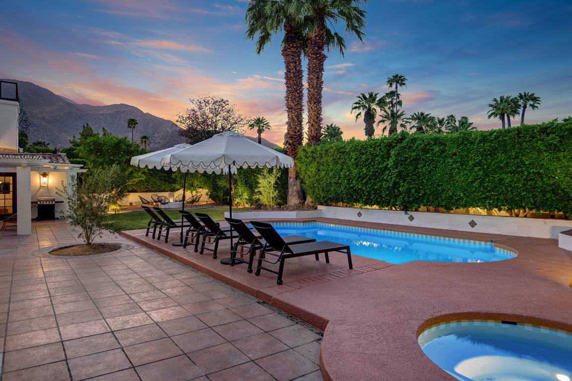 279 M² House ∙ 4 Bedrooms ∙ 8 Guests - Palm Springs, CA