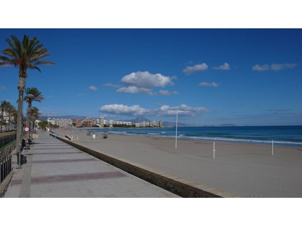 50 M² Apartamento ∙ 1 Habitación ∙ 4 Huéspedes - San Juan de Alicante