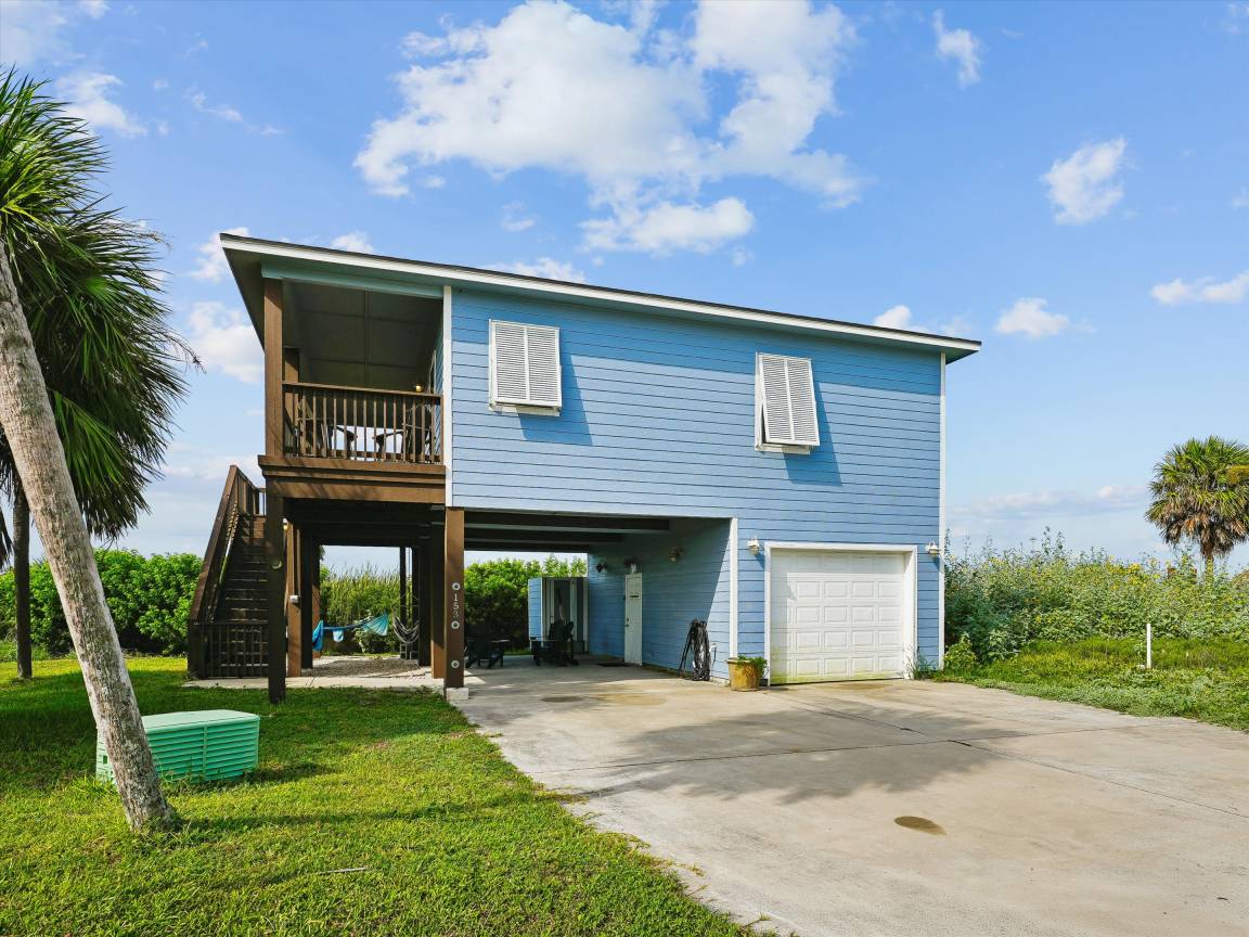 84 M² House ∙ 2 Bedrooms ∙ 6 Guests - Corpus Christi, TX