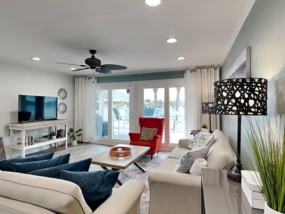 94 M² Condo ∙ 2 Bedrooms ∙ 6 Guests - Destin, FL