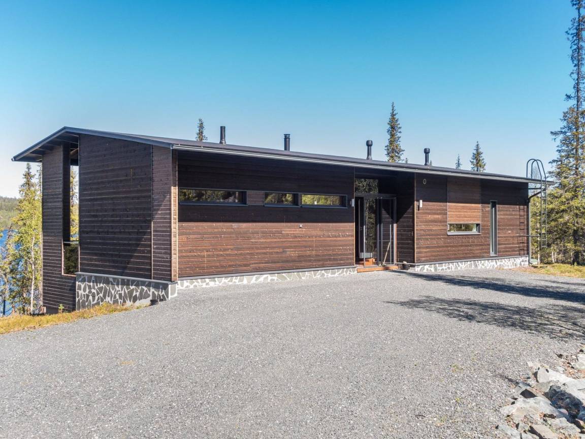 80 M² House ∙ 2 Bedrooms ∙ 4 Guests 2