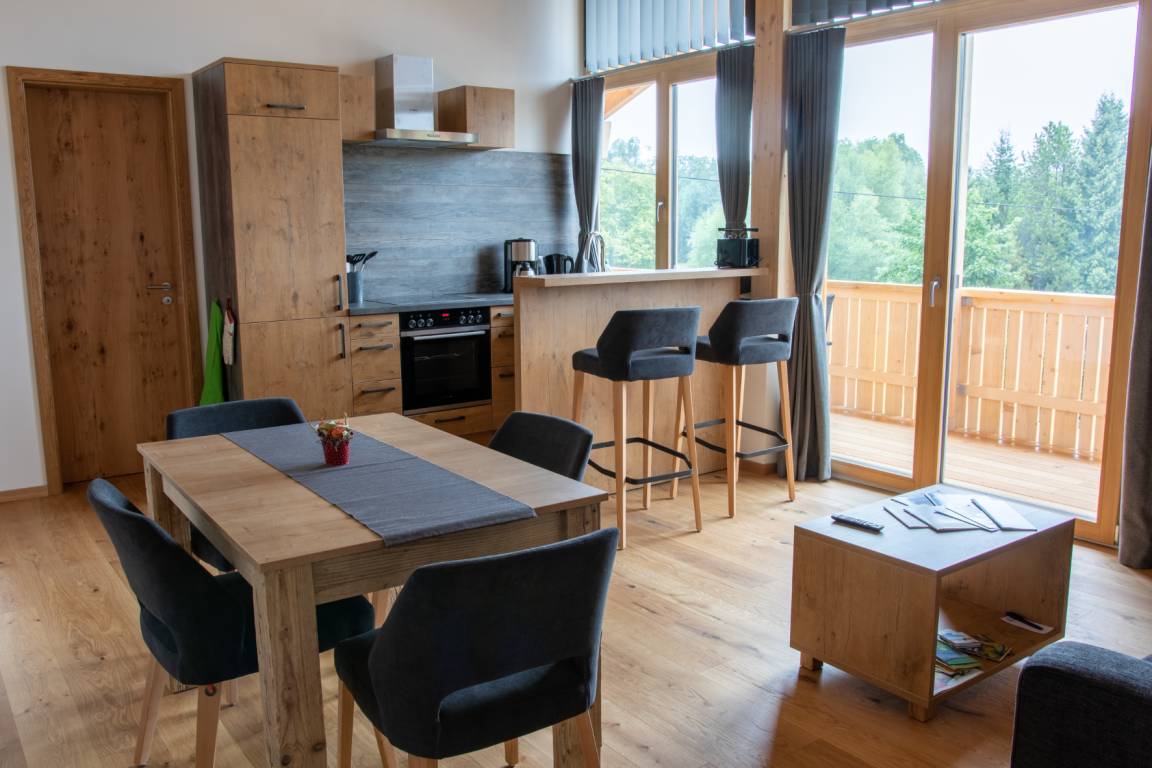 52 M² Ferienwohnung ∙ 1 Schlafzimmer ∙ 4 Gäste - Rettenberg