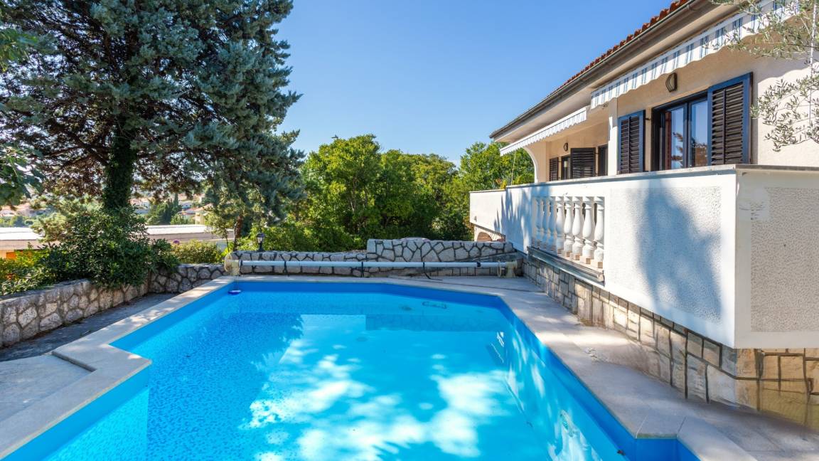 200 M² Villa ∙ 3 Habitaciones ∙ 6 Huéspedes - Krk