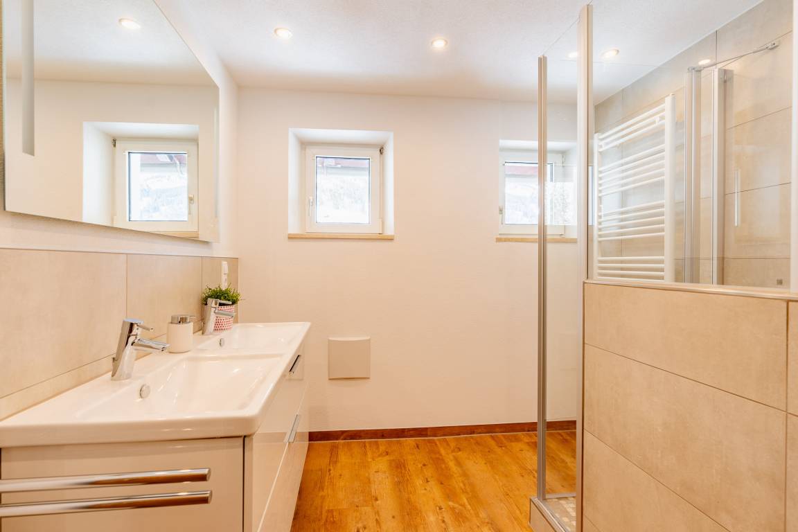 80 m² Ferienwohnung ∙ 2 Schlafzimmer ∙ 5 Gäste – Bild 10