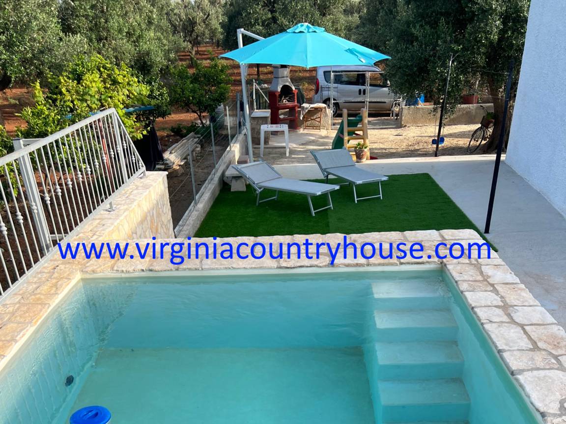 Casa a San Vito Dei Normanni con piscina, giardino e barbecue