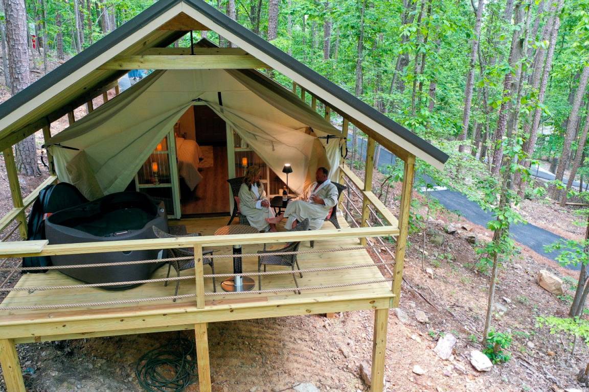 Camping ∙ 1 Bedroom ∙ 4 Guests - Guntersville Lake