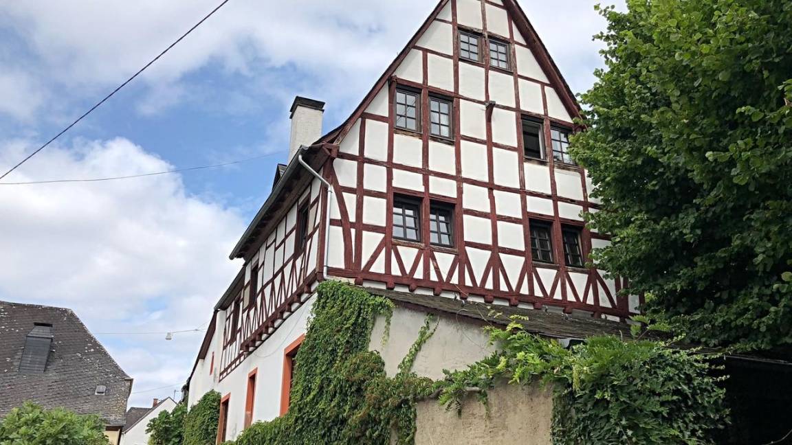 55 M² Ferienwohnung ∙ 1 Schlafzimmer ∙ 2 Gäste - Zell (Mosel)