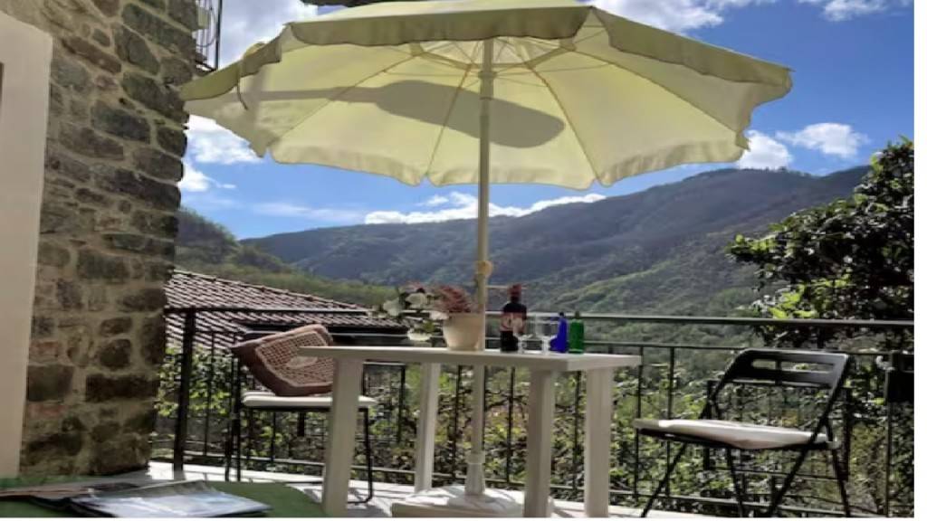 33 M² Apartment ∙ 1 Bedroom ∙ 2 Guests - Pontremoli