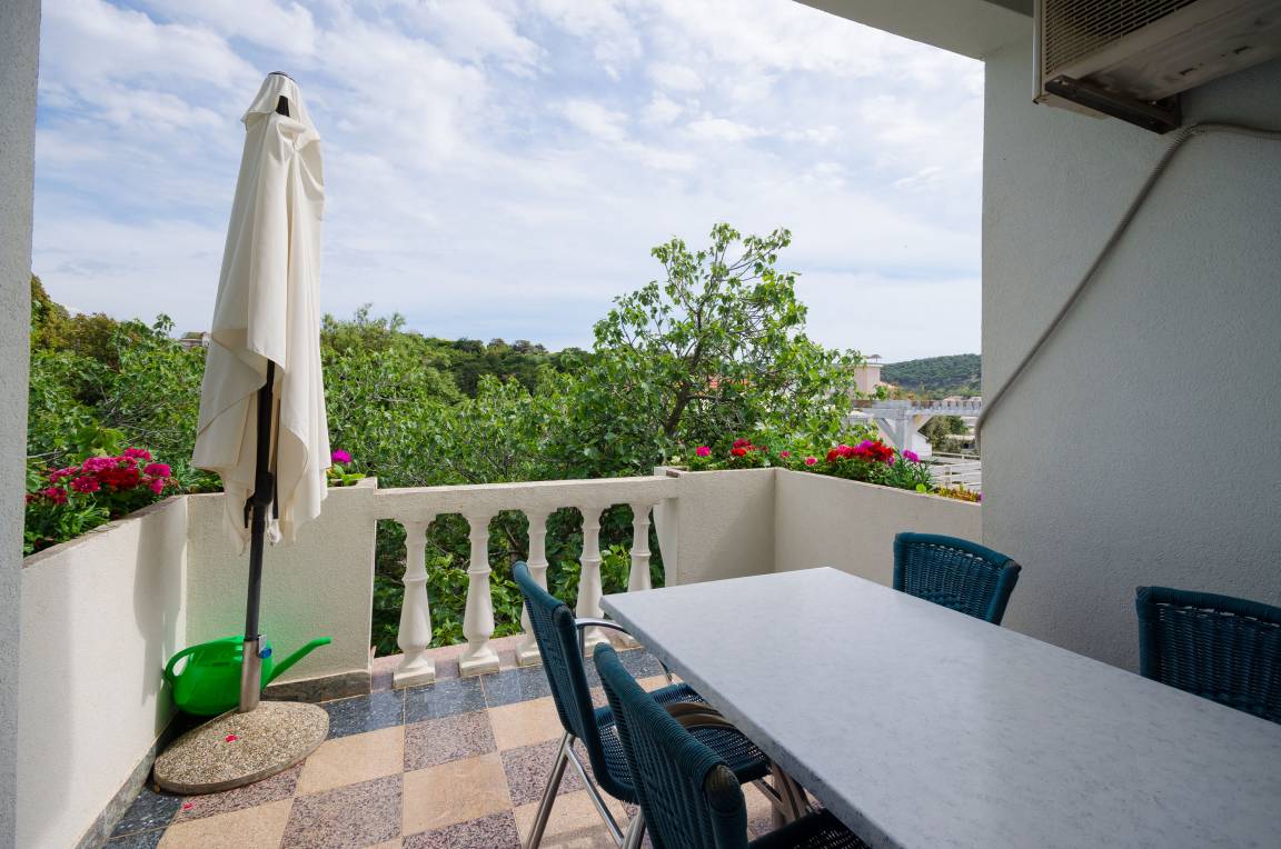 55 M² Ferienwohnung ∙ 2 Schlafzimmer ∙ 4 Gäste - Lopar