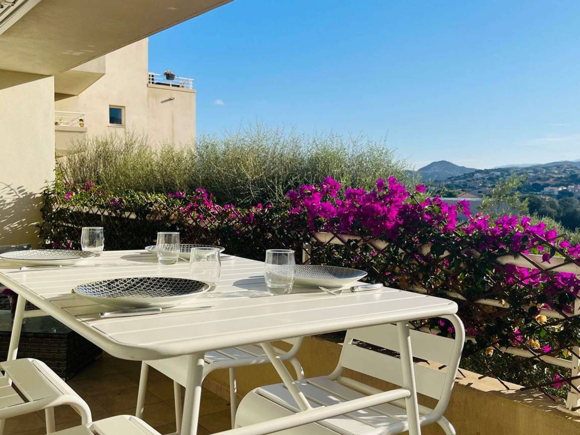 70 M² Ferienwohnung ∙ 2 Schlafzimmer ∙ 4 Gäste - L'Île-Rousse